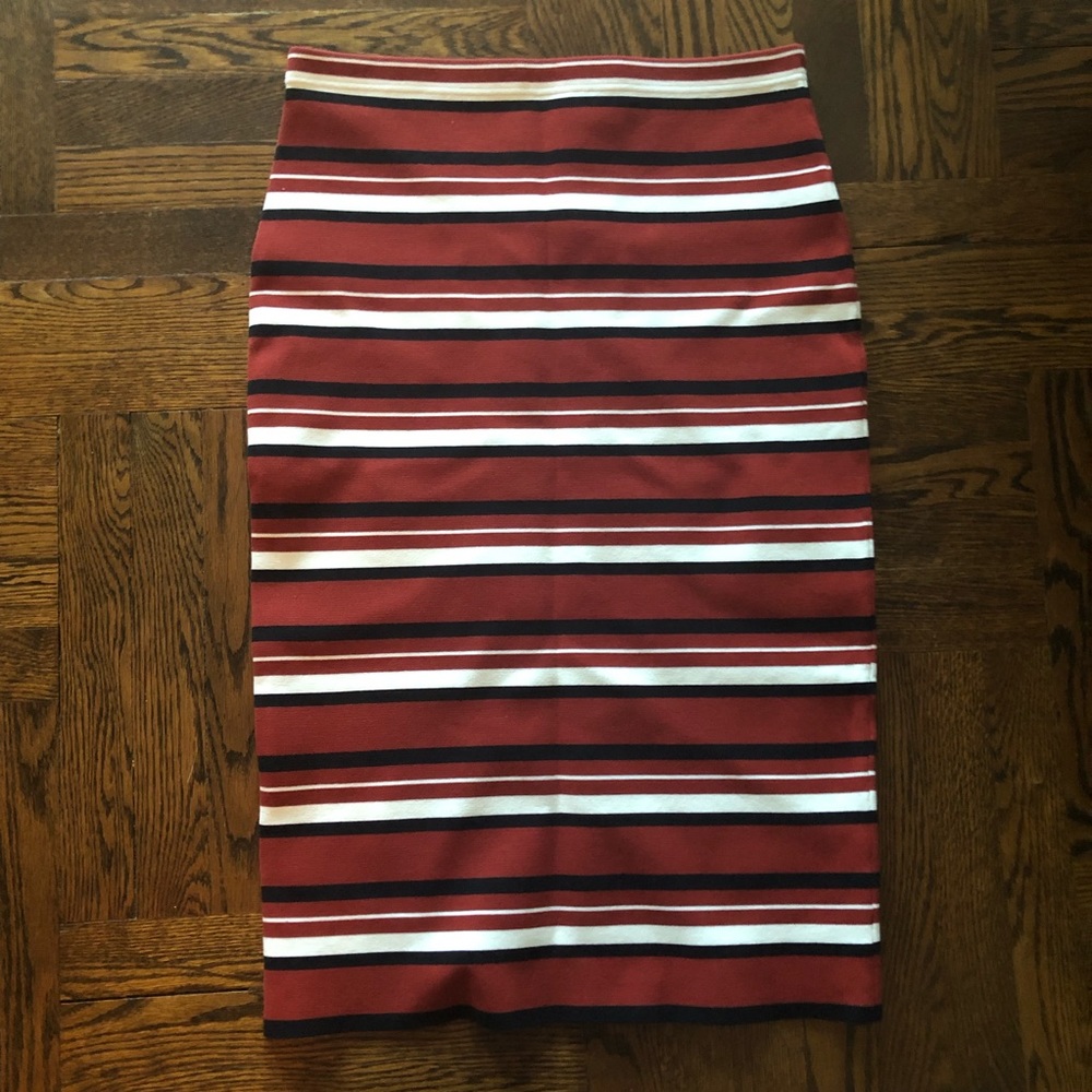 DKNY Stripped Tube Skirt Size Large NWT.